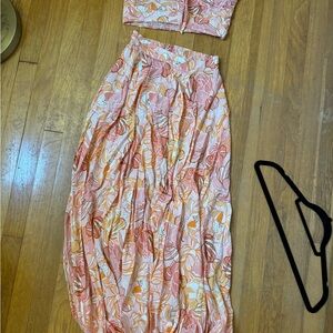 Floral set. Maxi skirt with strapless top